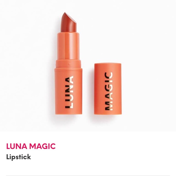 NEW: โLUNA MAGICโ Full Size Moisturizing Peachy Nude Color Matt Lipstick - Picture 3 of 9